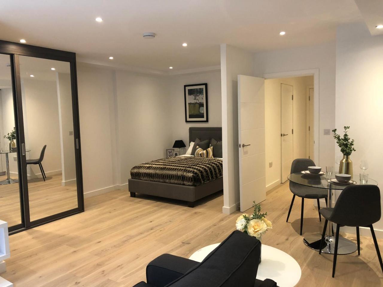 Luxury One Bedroom In Kings Cross * Londra